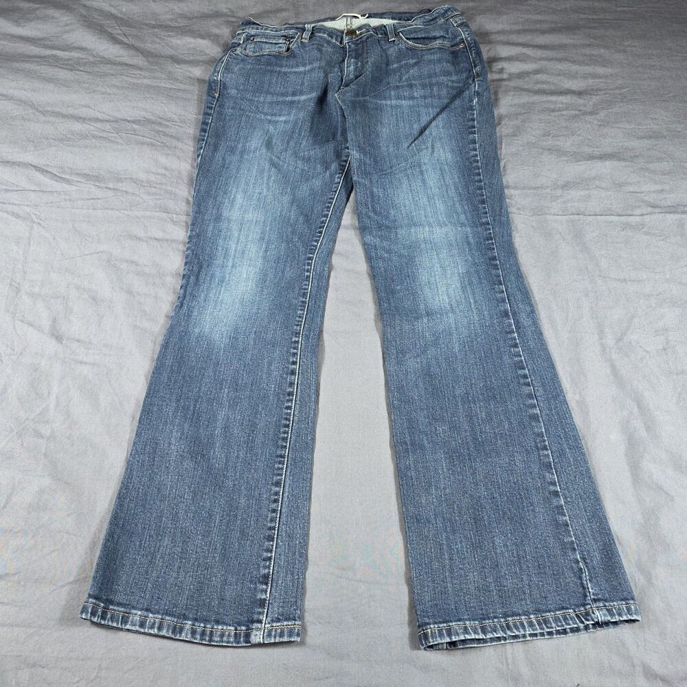 Classic Bootcut Levi's 515 Jeans Mid Rise Medium Wash Women's Size 12